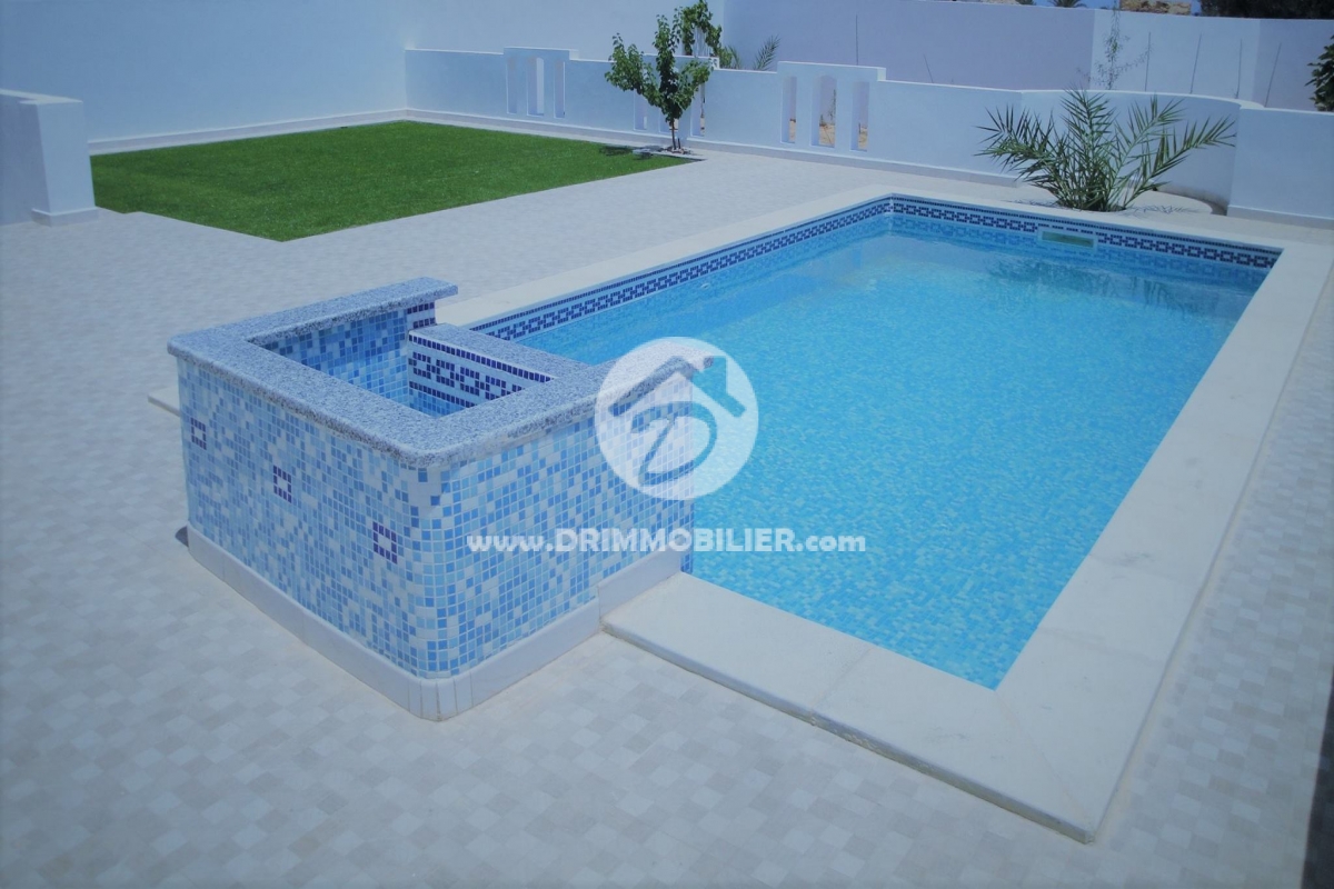 L104 -   Villa avec piscine Djerba