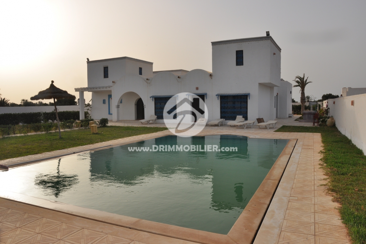 L169 -                            Vente
                           Villa avec piscine Djerba