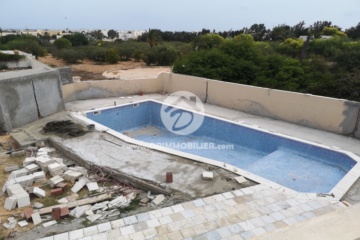 V320 -   Villa avec piscine Djerba