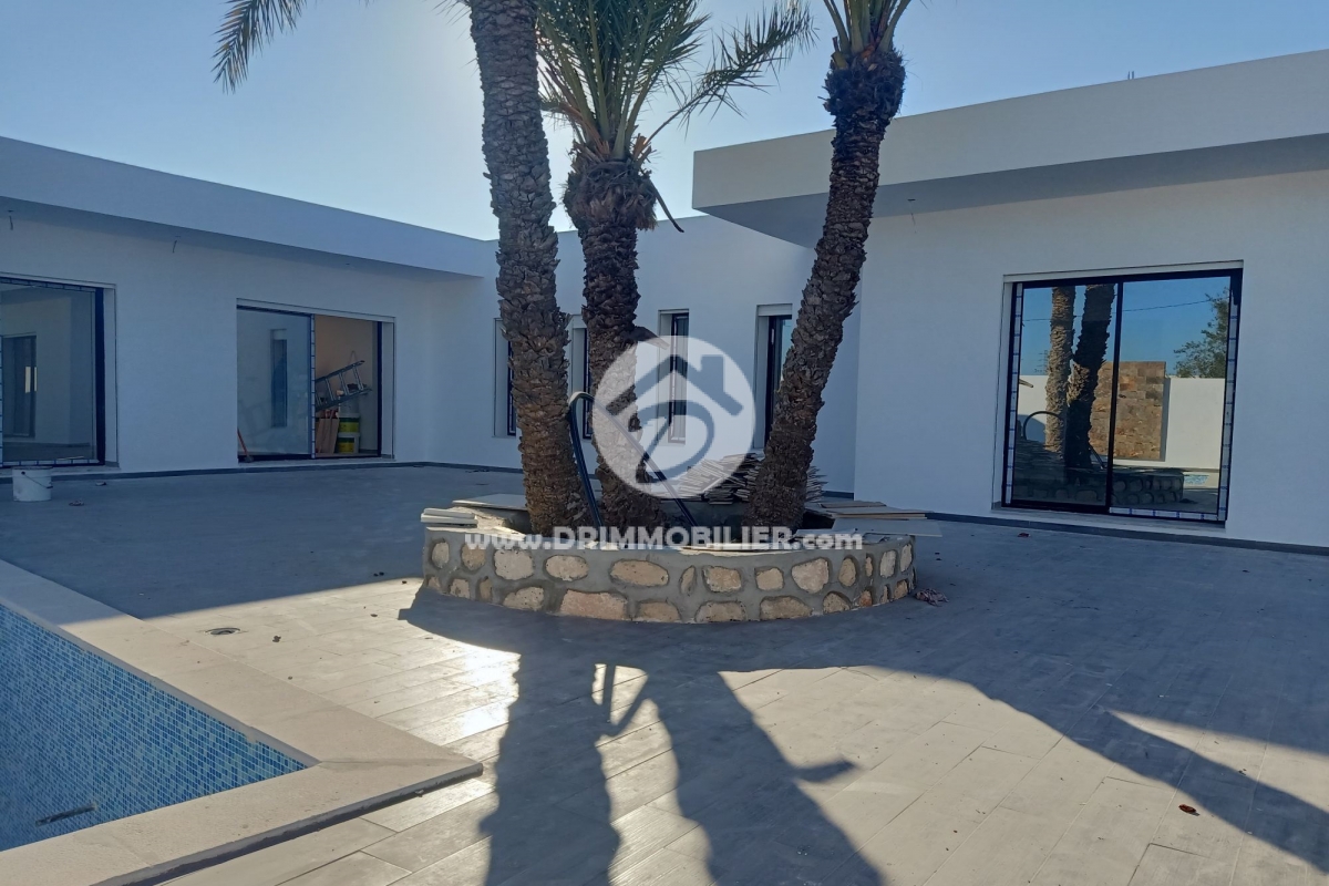 V365 -   Villa avec piscine Djerba