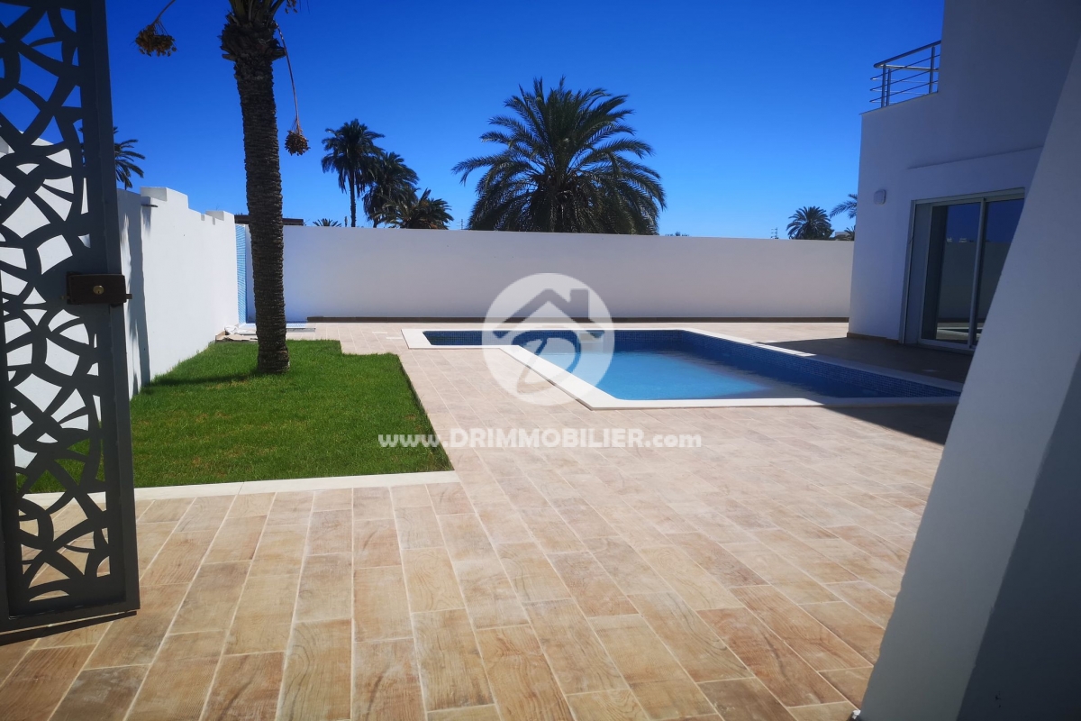 V370 -   Villa avec piscine Djerba