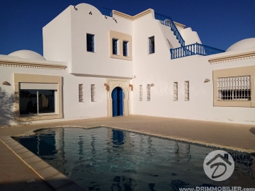 L292 -                            Vente
                           Villa avec piscine Djerba