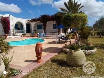 L320 -                            Vente
                           Villa avec piscine Djerba