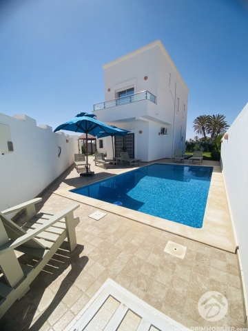 L375 -                            بيع
                           Villa avec piscine Djerba