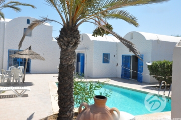 V137 -                            Vente
                           Villa avec piscine Djerba