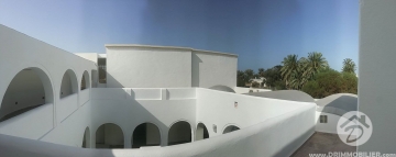 V142 -                            Vente
                           Villa avec piscine Djerba