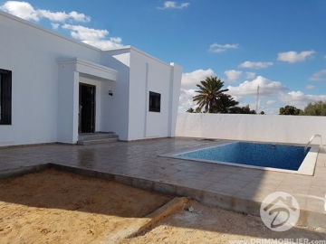 V212 -                            Vente
                           Villa avec piscine Djerba