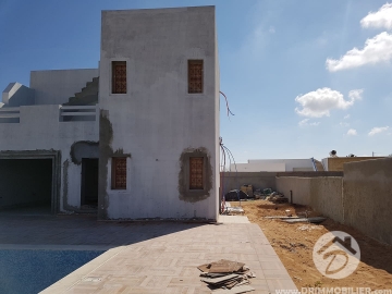 V284 -                            Vente
                           Villa avec piscine Djerba