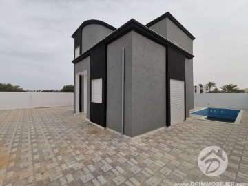 V474 -                            Vente
                           Villa avec piscine Djerba
