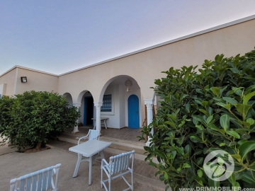 V487 -                            Vente
                           Villa avec piscine Djerba