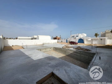 V571 -                            بيع
                           Villa avec piscine Djerba