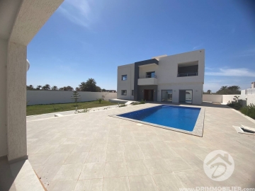 V596 -                            Sale
                           Villa avec piscine Djerba