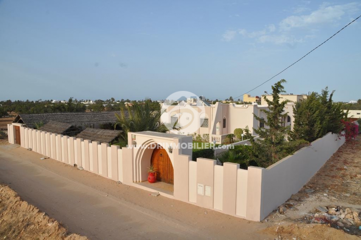 L166 -                            Sale
                           Villa avec piscine Djerba