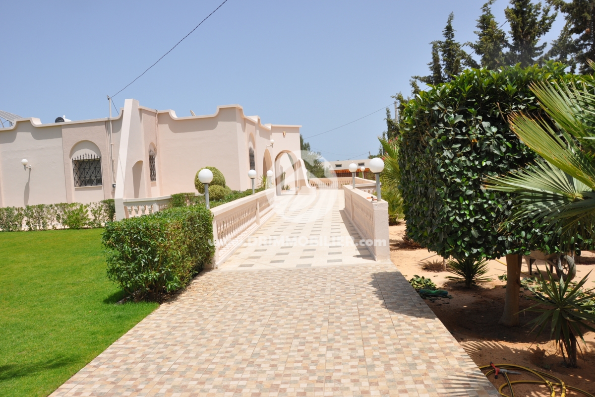 L166 -   Villa avec piscine Djerba