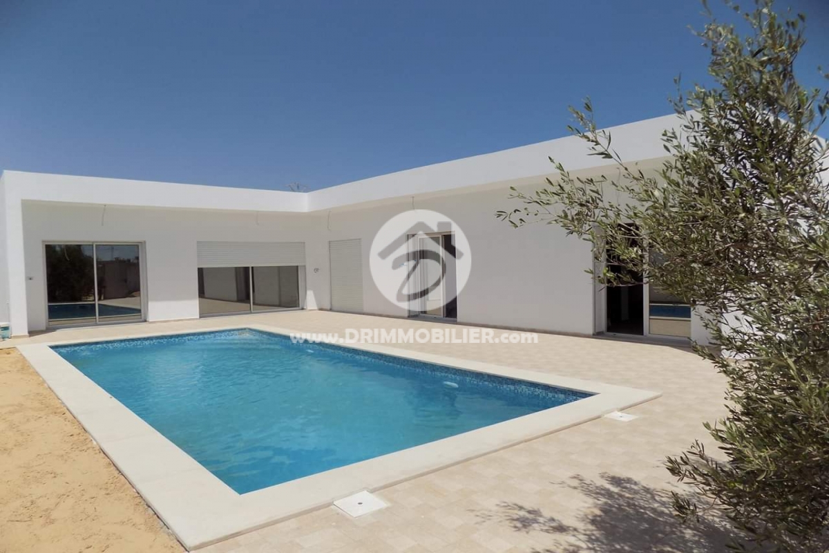 L244 -                            Vente
                           Villa avec piscine Djerba