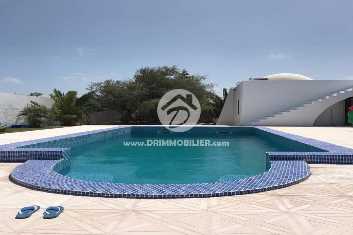 L248 -                            Vente
                           Villa avec piscine Djerba