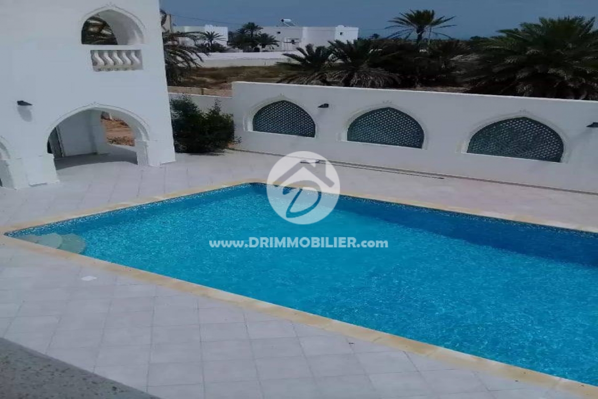 L264 -                            Vente
                           Villa avec piscine Djerba