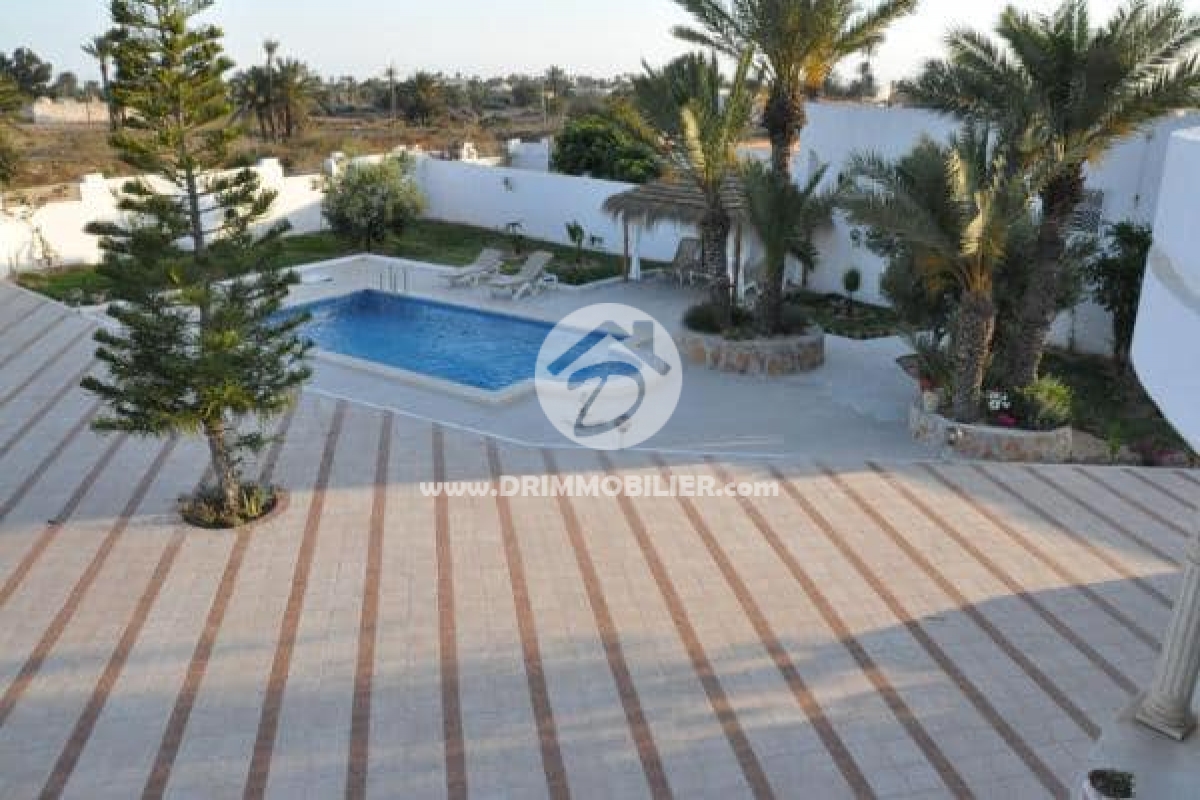 L267 -                            Vente
                           Villa avec piscine Djerba