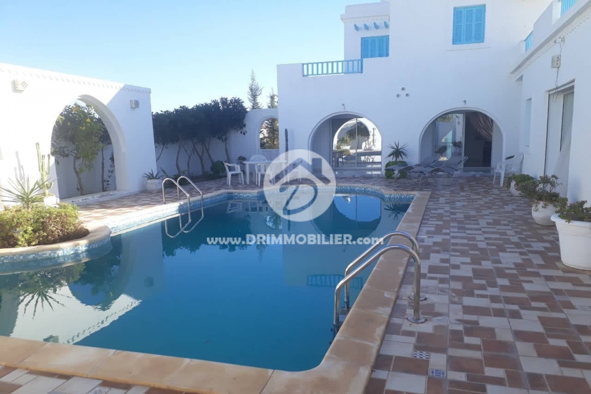 L282 -                            Vente
                           Villa avec piscine Djerba