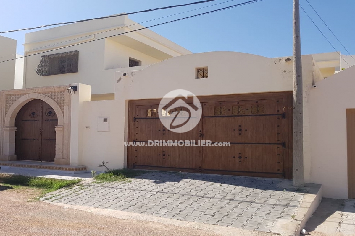 L289 -                            Sale
                           Villa Meublé Djerba