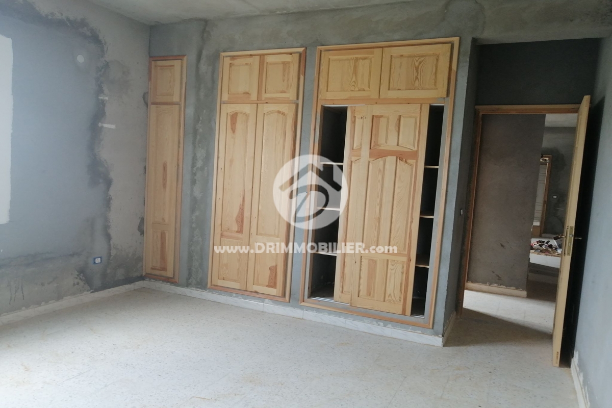 L294 -                            بيع
                           Appartement Djerba