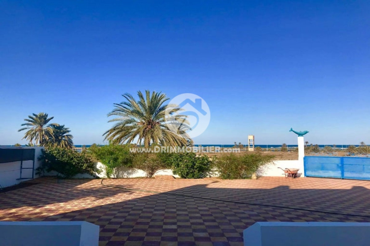 L295 -                            بيع
                           Villa Meublé Djerba