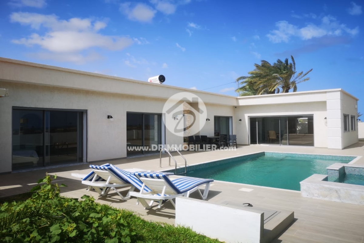 L311 -                            Vente
                           Villa avec piscine Djerba