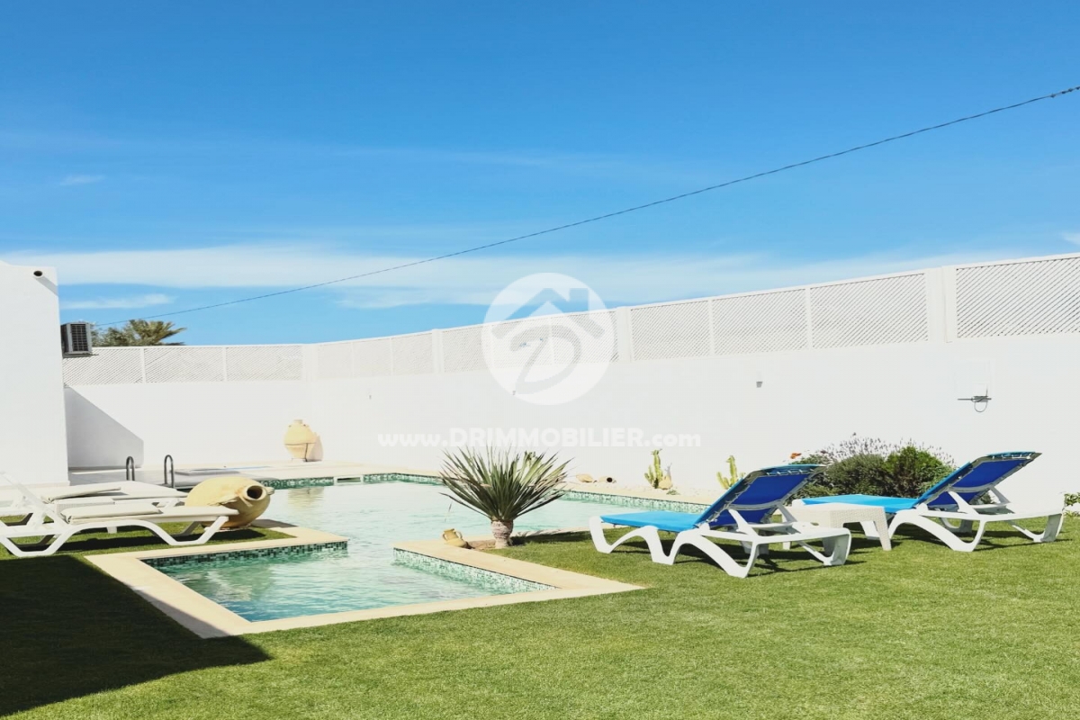 L315 -                            Vente
                           Villa avec piscine Djerba