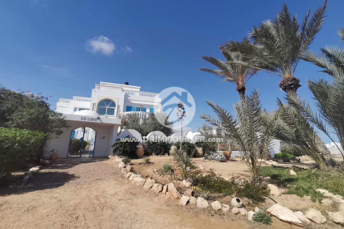 L347 -                            Vente
                           Villa avec piscine Djerba