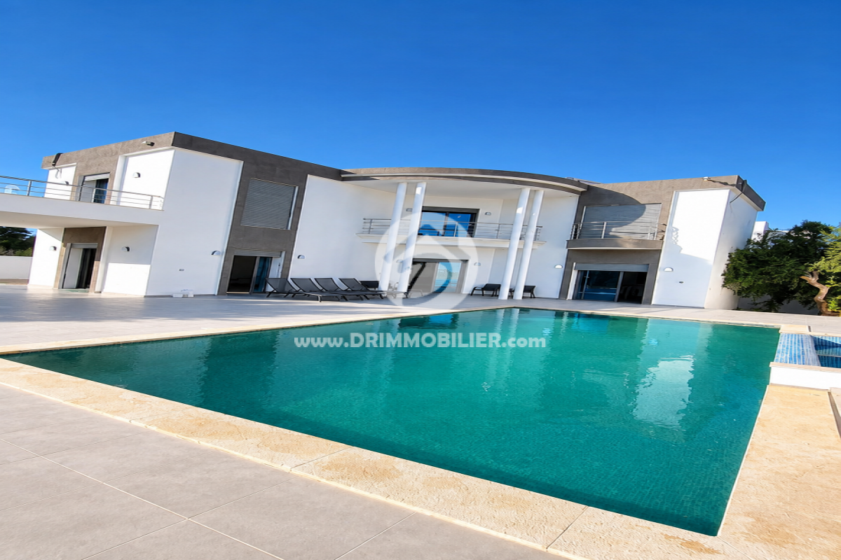L418 -                            Vente
                           Villa avec piscine Djerba