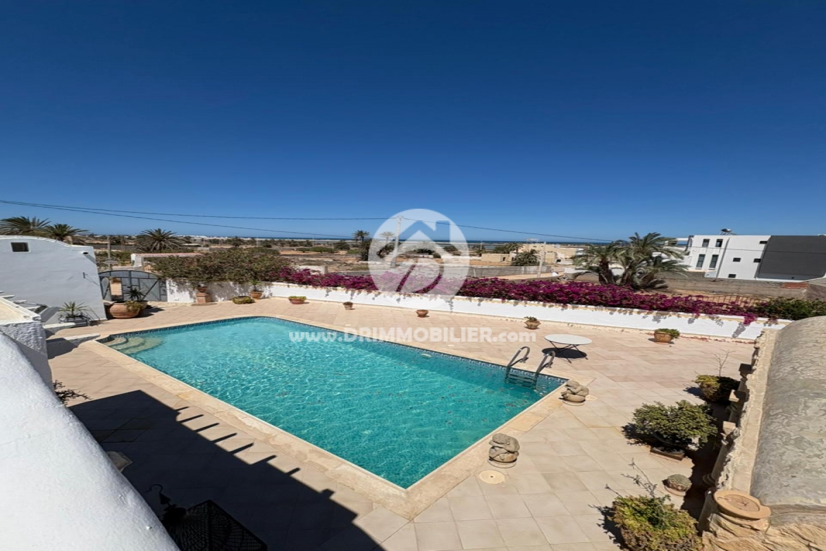 L438 -                            Sale
                           Villa avec piscine Djerba