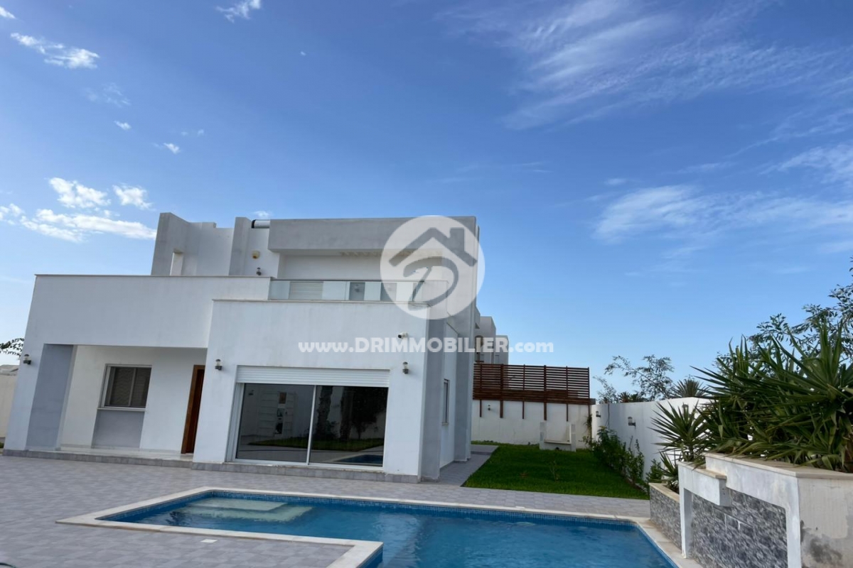 L444 -                            Vente
                           Villa avec piscine Djerba