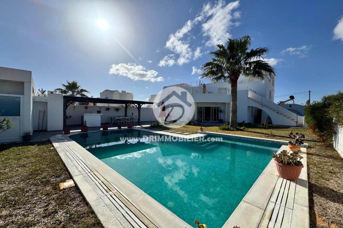L461 -                            Vente
                           Villa avec piscine Djerba