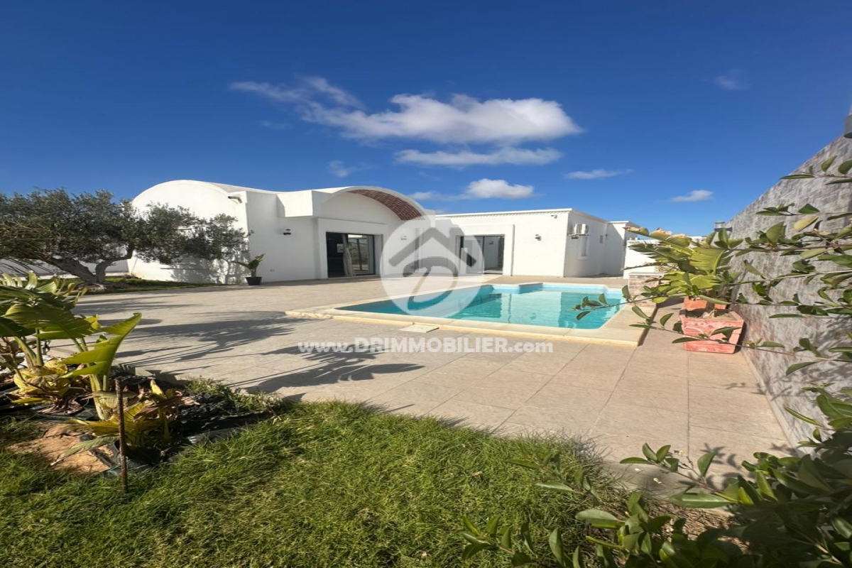 L467 -                            Vente
                           Villa avec piscine Djerba