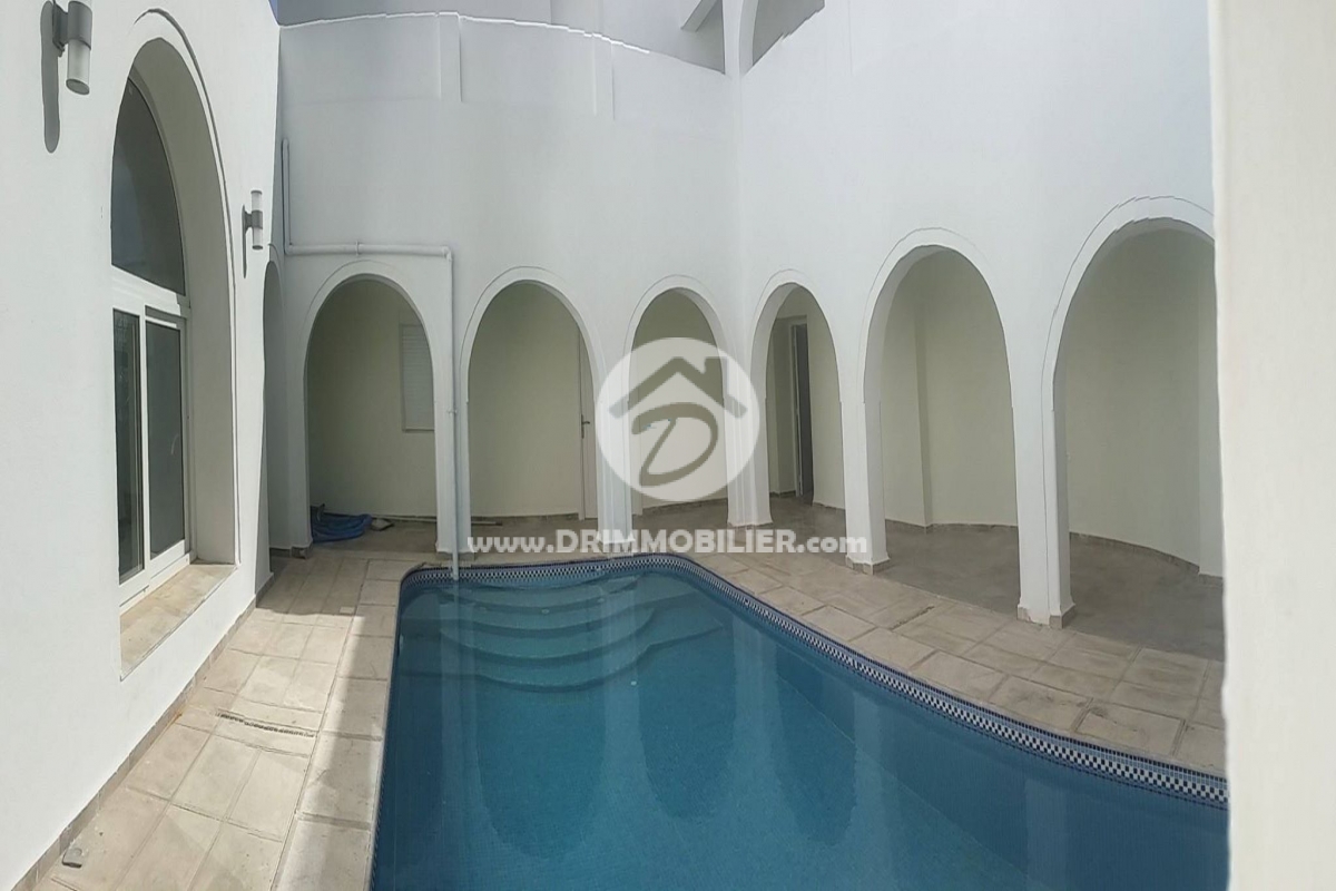 V142 -   Villa avec piscine Djerba