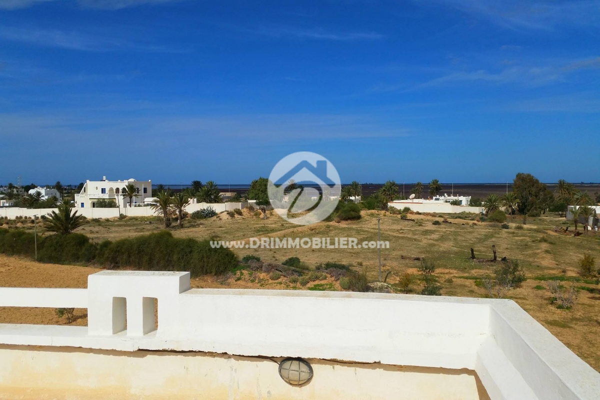 V143 -   Villa avec piscine Djerba