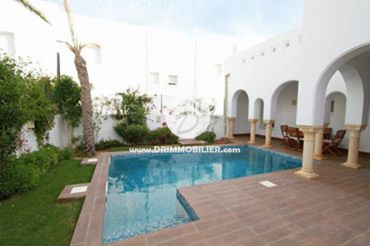 V145 -   Villa avec piscine Djerba