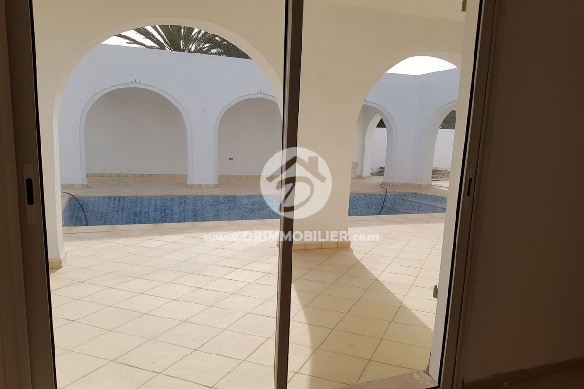 V295 -   Villa avec piscine Djerba