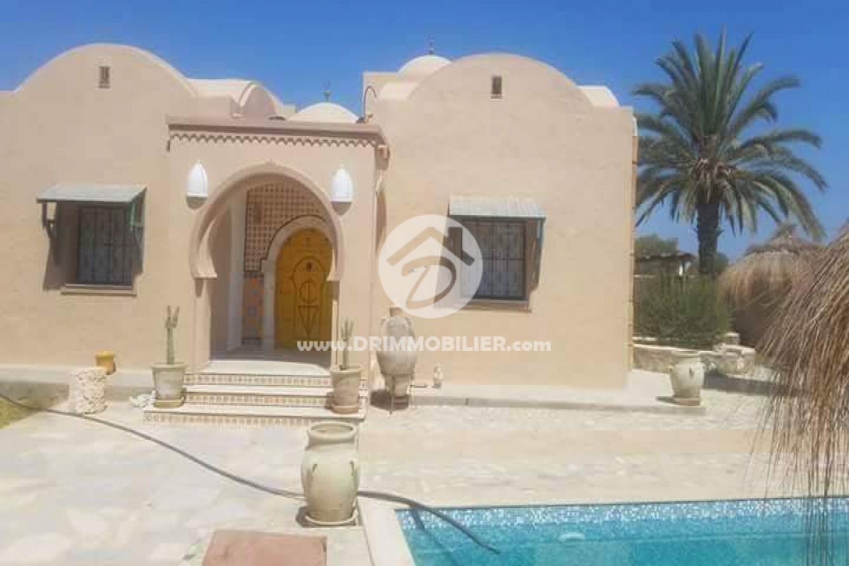 V304 -                            Sale
                           Houch Djerbien Djerba