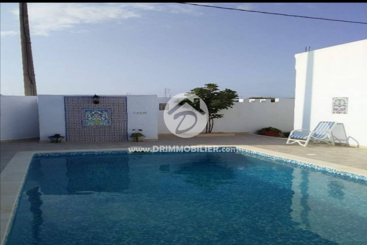 V325 -                            Koupit
                           Villa avec piscine Djerba