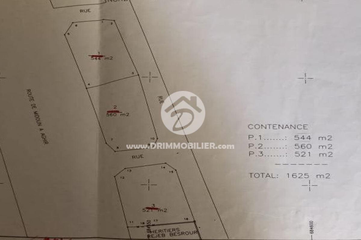 V427 -                            بيع
                           Terrain Djerba