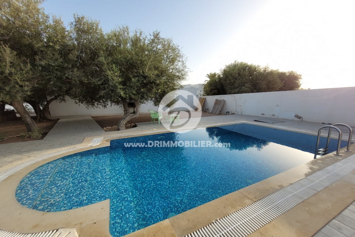 V511 -   Villa avec piscine Djerba