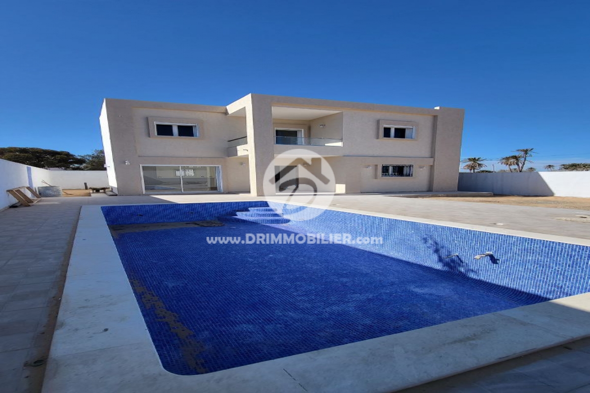 V591 -                            Sale
                           Villa avec piscine Djerba