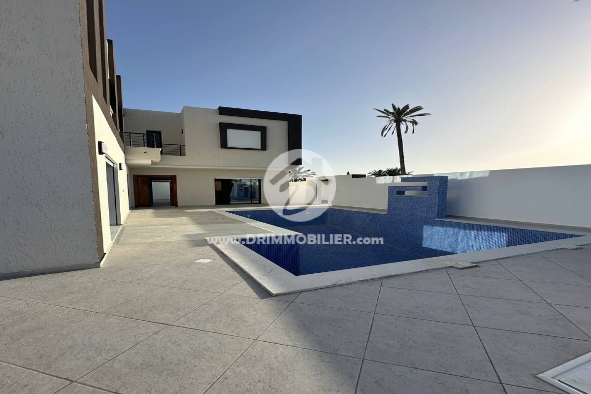 V612 -   Villa avec piscine Djerba