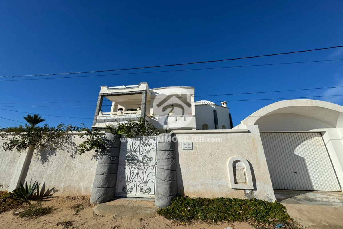 V702 -                            Koupit
                           Villa Meublé Djerba