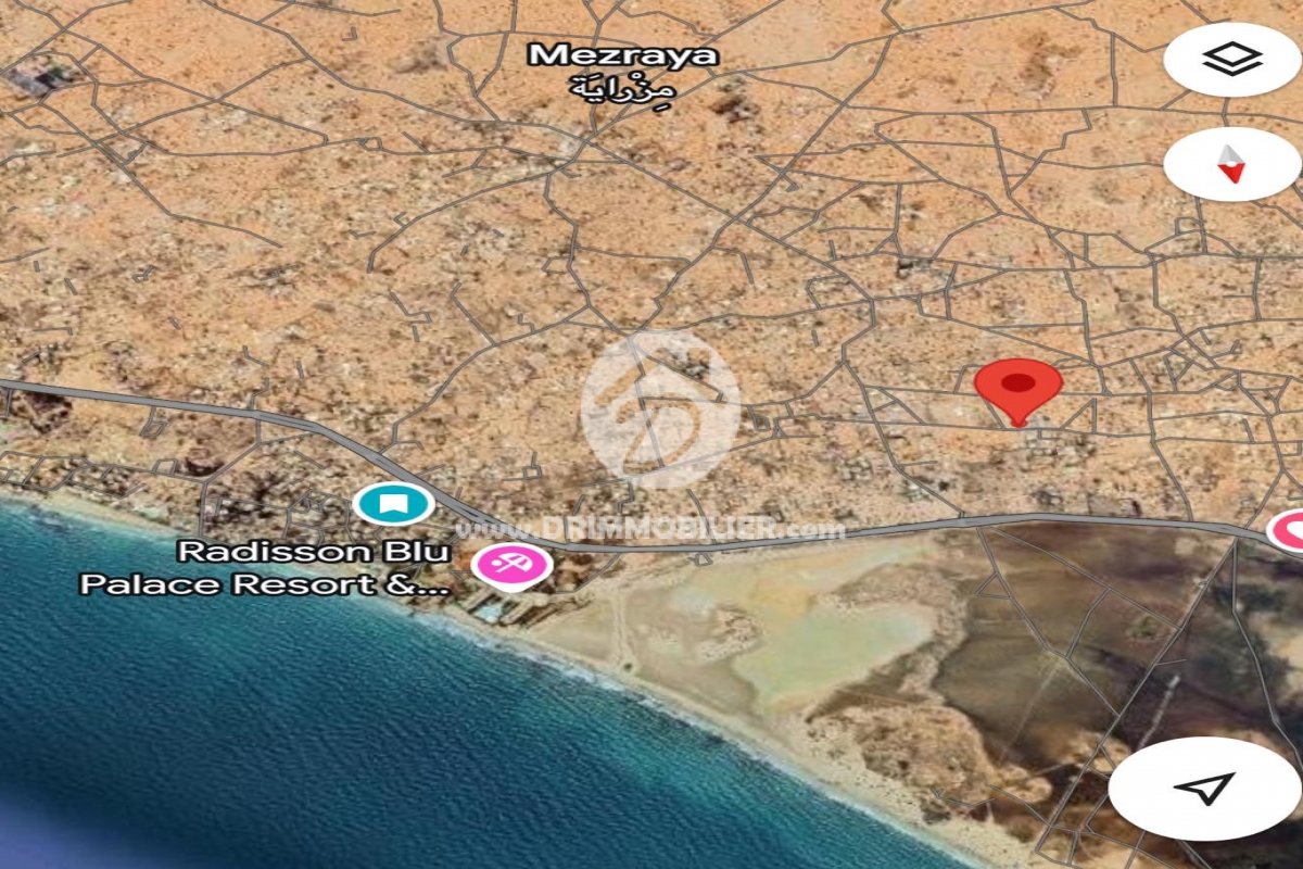 V704 -                            Vente
                           Terrain Djerba
