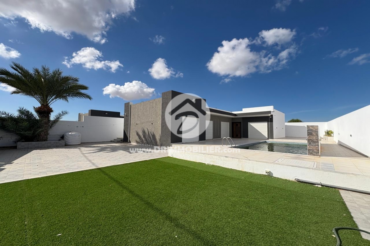 V711 -   Villa avec piscine Djerba