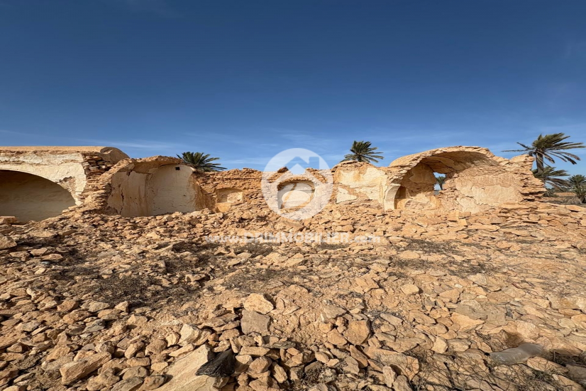 V758 -   Houch Djerbien Djerba