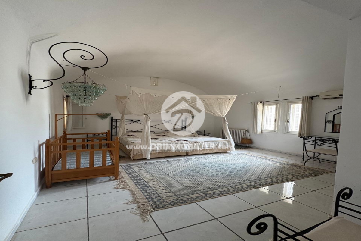 V780 -   Villa avec piscine Djerba