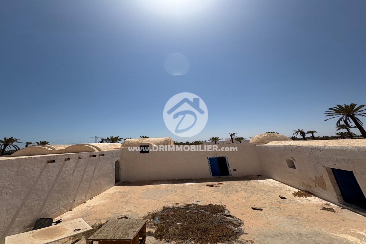 V790 -                            Vente
                           Houch Djerbien Djerba
